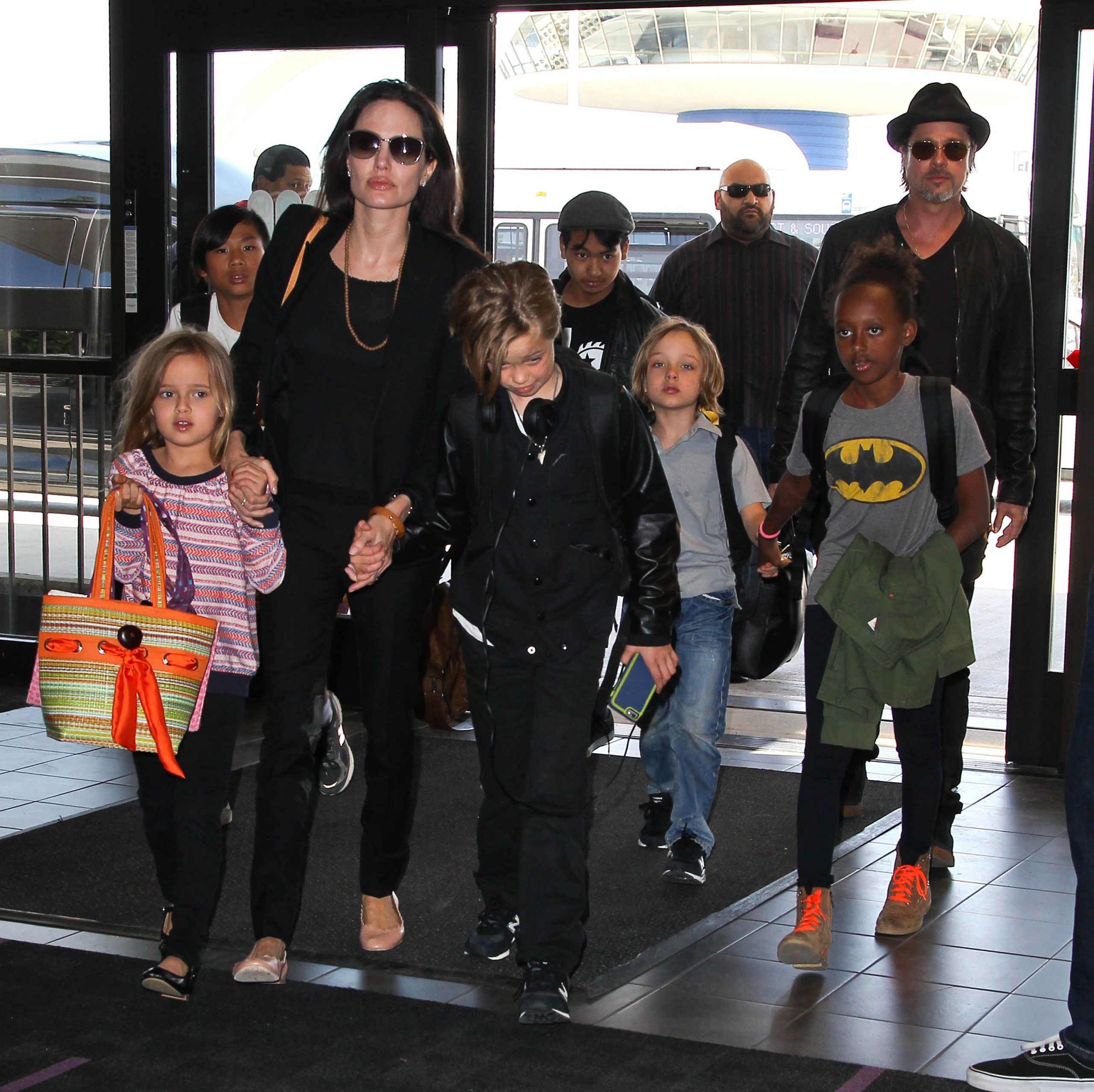 Brad Pitt Doesn't share a Lovable Bond with his Eldest Son Maddox? 1