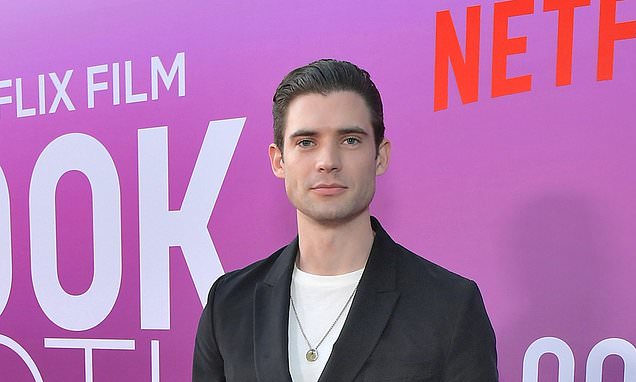 David Corenswet Takes Over as Clark Kent in Superman - Fans Shocked by Casting Choice! 16