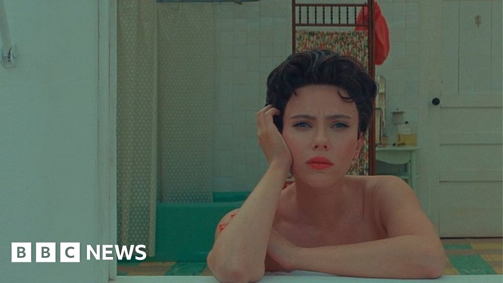 Scarlett Johansson spills on working with star-studded cast in Wes Anderson's Asteroid City 15