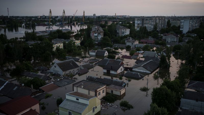 16 Dead in Dam Collapse Devastates Ukrainian Town - Tragic Aftermath Revealed! 11