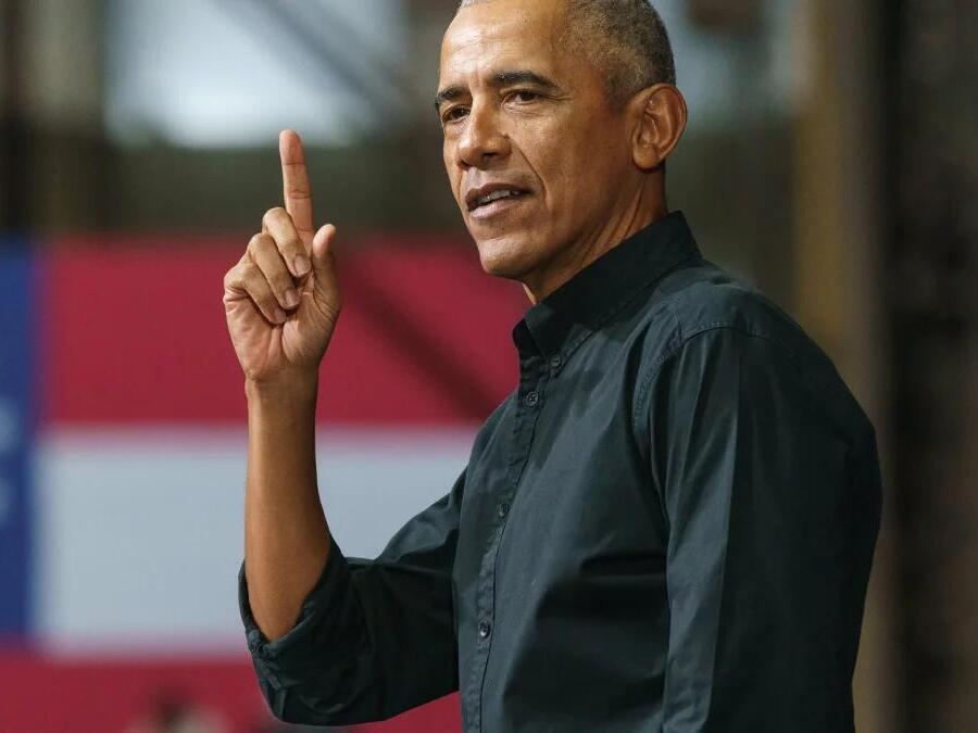 Barack Obama's Top Advice for His Daughters: The Power of Empathy! 15