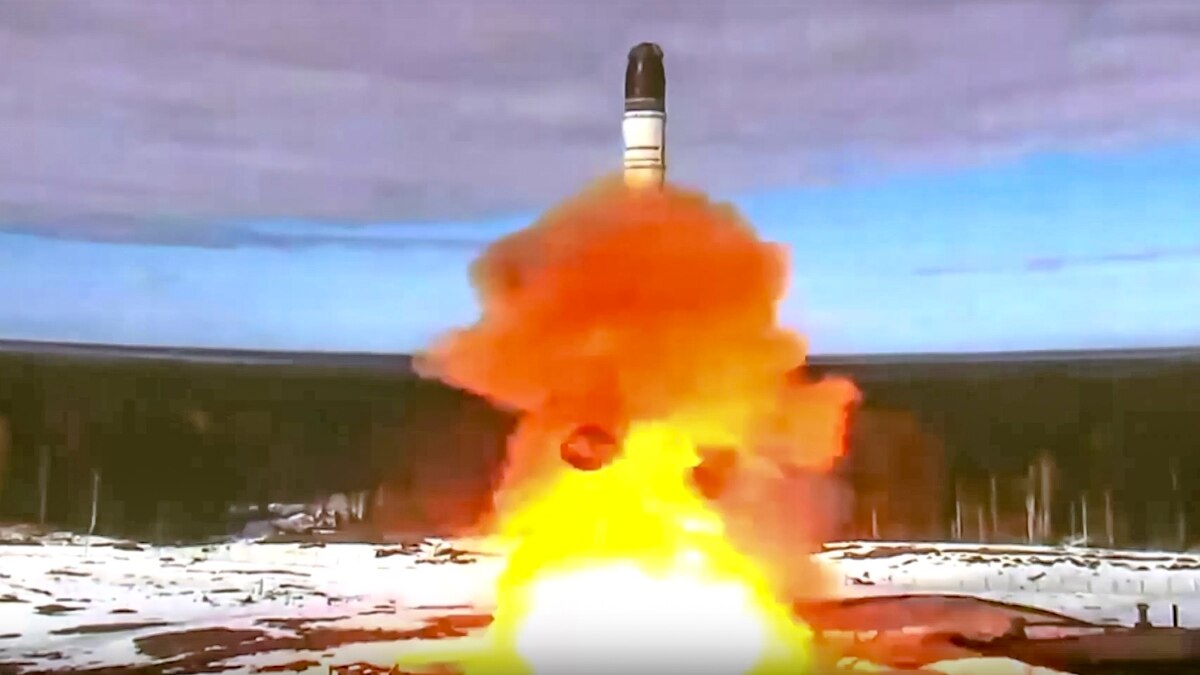Biden Condemns Putin's Reckless Nuclear Move: Will the US and Russia Head for an Arms Race? 11