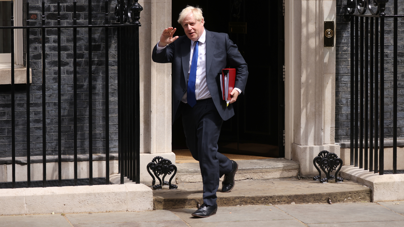 Tory Staff Party During Pandemic: A Controversial Event That Sparked Outrage Everywhere. 18