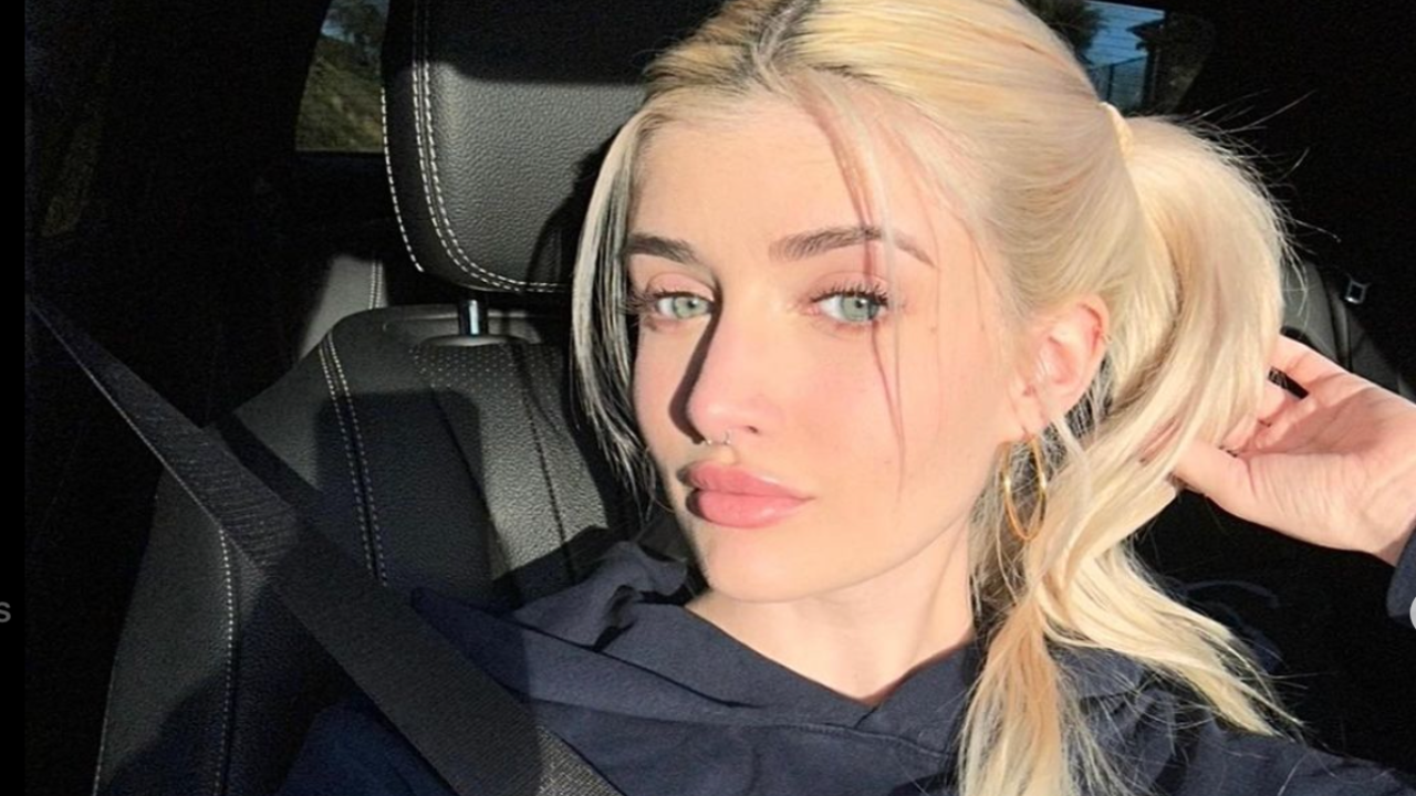 Charlie Sheen and Denise Richards' Daughter Sami Reveals Behind-the-Scenes Routine as a Sex Worker on OnlyFans 16