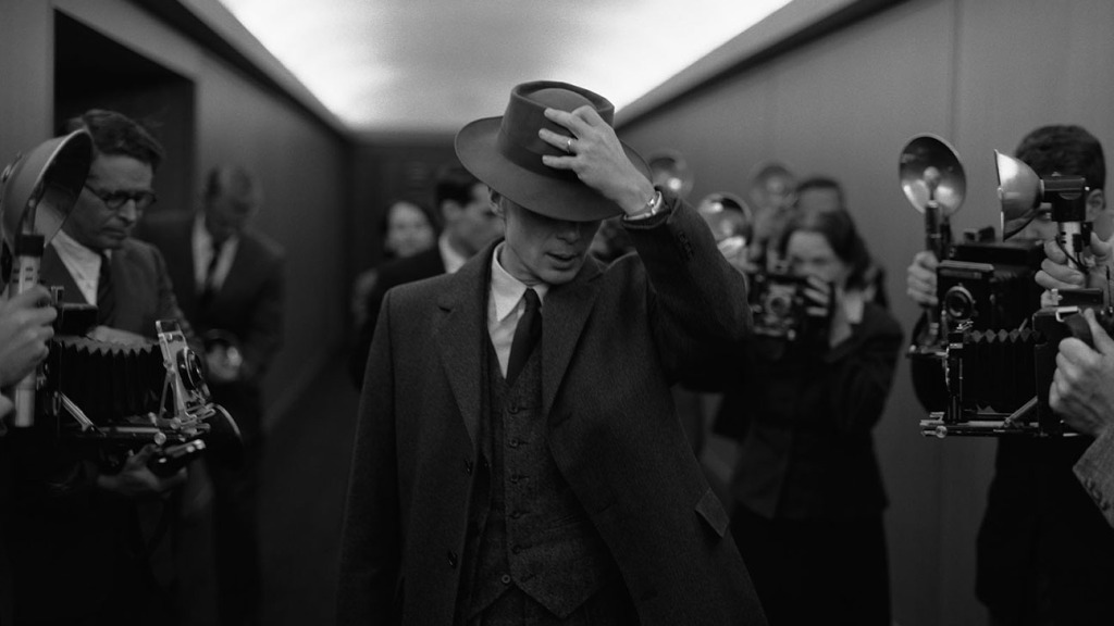 Nolan's Oppenheimer Movie Terrifies Audiences with Graphic Violence and Moral Ambiguity 20