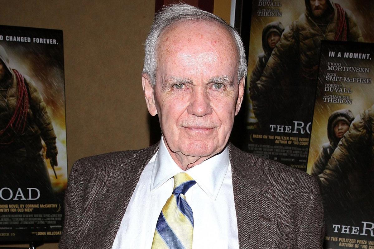Cormac McCarthy Reveals the Brutal Reality of American Society in Revolutionary Writing Style 16