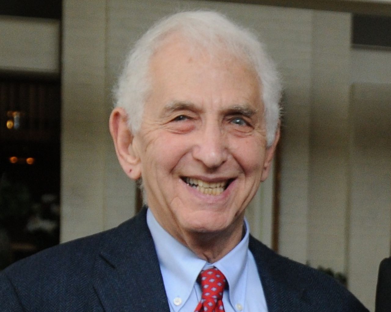 Ellsberg: The Whistleblower who Exposed the Government's Deception and Changed History Forever. 17