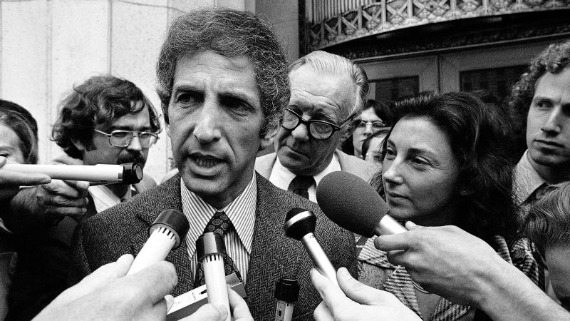 Ellsberg: The Whistleblower who Exposed the Government's Deception and Changed History Forever. 18