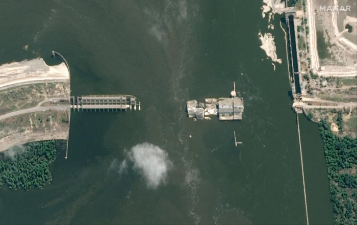 Ukraine Dam Breach Raises Fatalities: Russia Blamed for Sabotage in Latest Tragedy 12