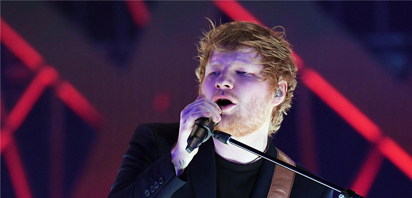 Get Ready to Sing Along: Ed Sheeran Rocks the Stage at MetLife Stadium! 15