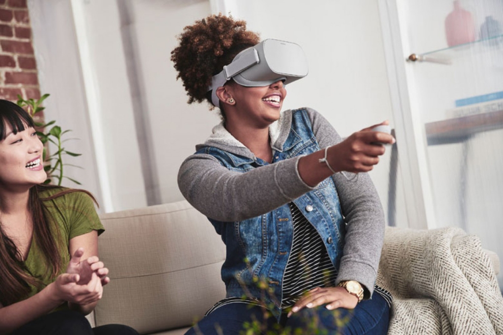 Facebook Introduces Virtual Reality Subscription App - Revolutionizing Remote Work as We Know It! 15