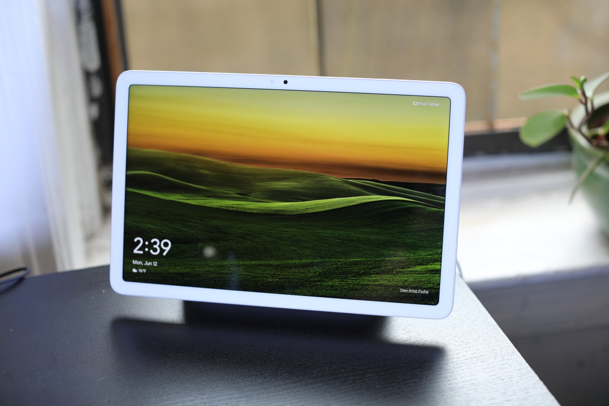 Pixel Tablet Excels with Dock: The Ultimate Dual-Purpose Device You've Been Waiting For! 12