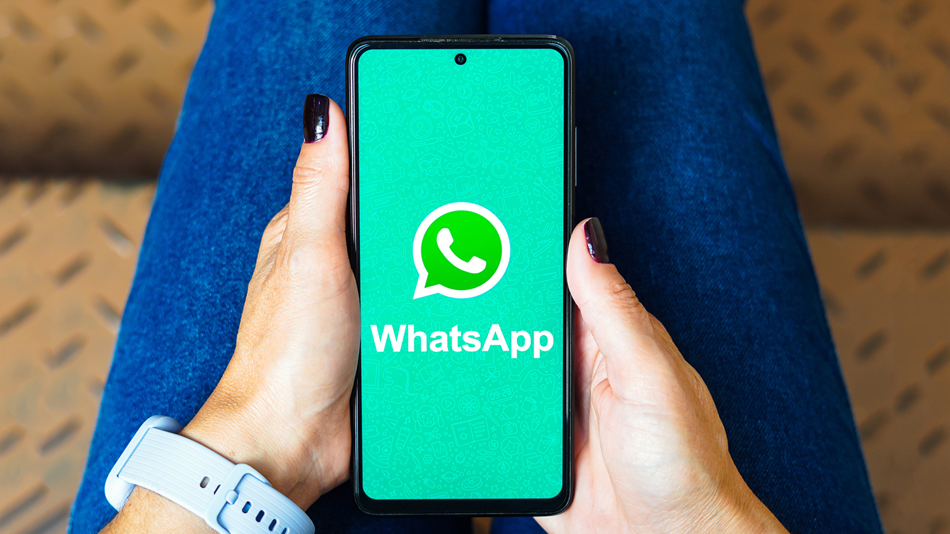 Google Fixes WhatsApp Spying Bug - Secure Your Phone with a Simple Update Now! 14