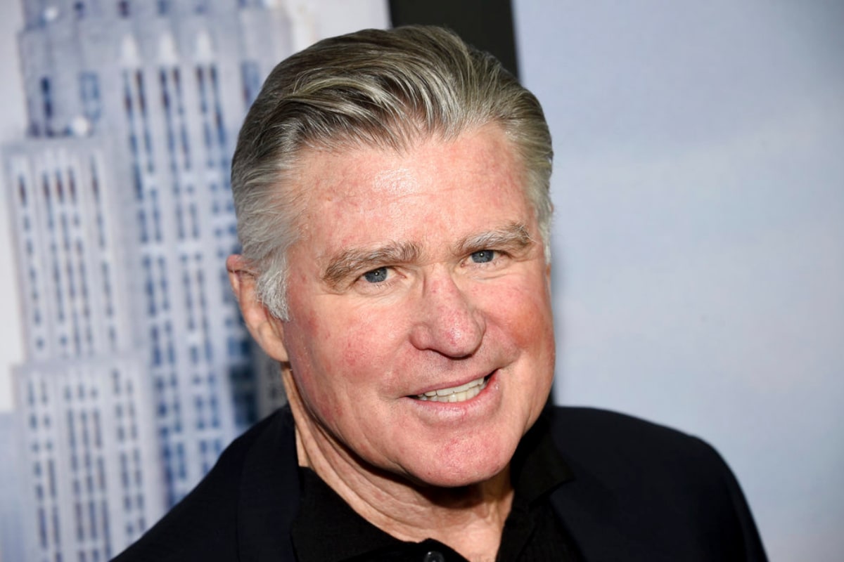Who is Treat Williams' wife Pam Van Sant? Explore their love story, family life, and careers. 13