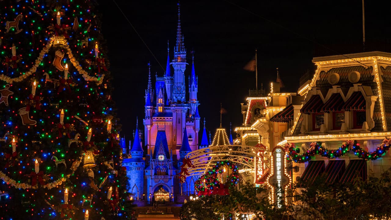 Frozen Holiday Surprise: New Cinderella Castle Projections Unveiled for a Magical Experience at Magic Kingdom 11
