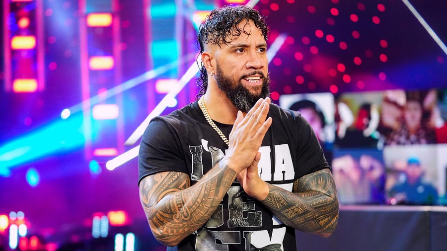 Jey Uso leaves The Bloodline on SmackDown, leaving fans shocked and uncertain about his future. 13