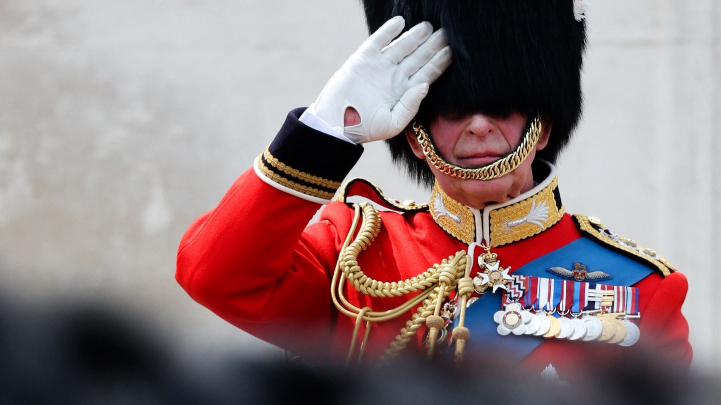 Prince Charles Celebrates Birthday in Style: Horseback Ride With Camilla Amid Pandemic! 16