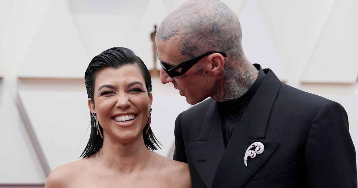 Kardashian Pregnant at Blink-182? Fans Speculate After Concert Appearance. 17