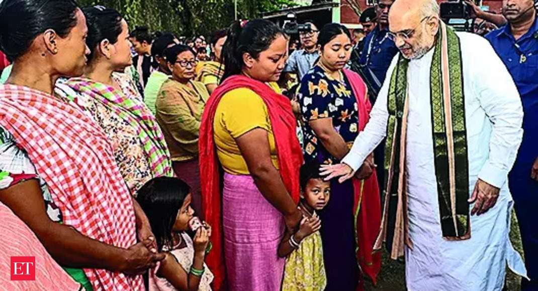 India Cyclone Relief Camps Empty: Where Did All the Evacuees Go? The Surprising Reason! 11