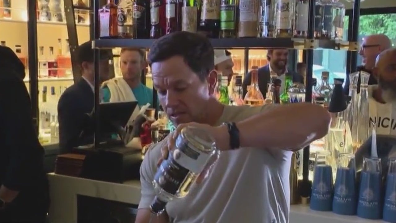 Mark Wahlberg Bartends in Chicago and Creates a Stir with His Tequila Brand Flecha Azul 13