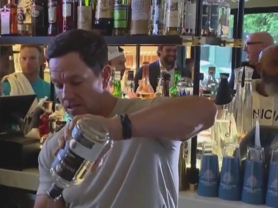 Mark Wahlberg Bartends in Chicago and Creates a Stir with His Tequila Brand Flecha Azul 14