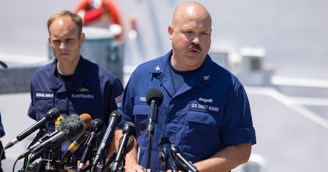 Search for Missing Submersible Intensifies Despite Failure To Yield Leads 16