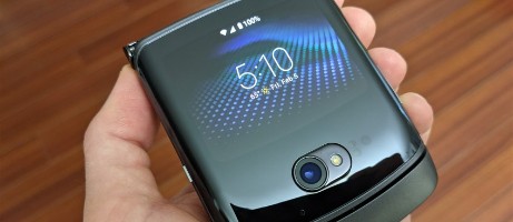 New Fav Foldable: Motorola Razr+ Review - Sleek Design, Great Camera, Impressive Features! 12