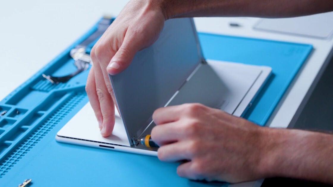 Microsoft Sells DIY Surface Repair Components: Save Money and Time With These Simple Steps! 20