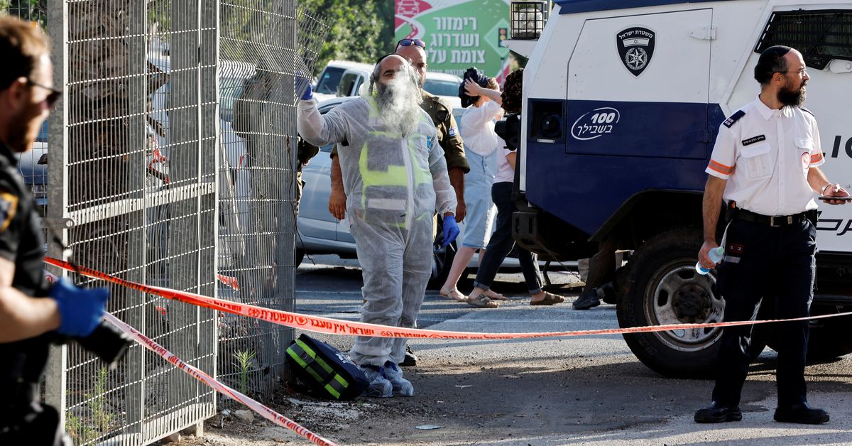 Palestinian gunmen kill four Israelis in a West Bank terror attack. 19