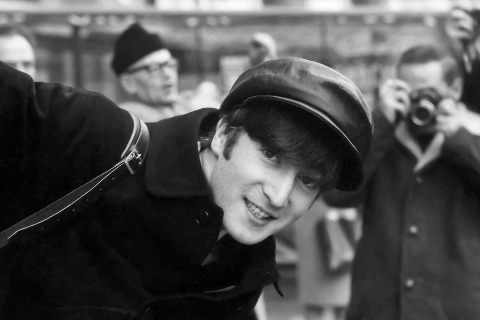 Unseen Footage of Paul McCartney's Unforgettable Journey with The Beatles - Eyes of the Storm 15