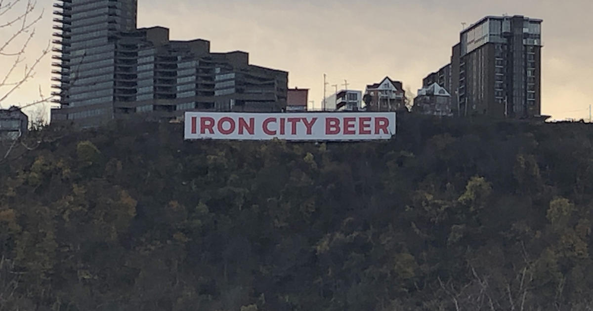 Taylor Swift Fans Unite: Petition to Change Iconic Beer Sign in Pittsburgh Goes Viral! 13