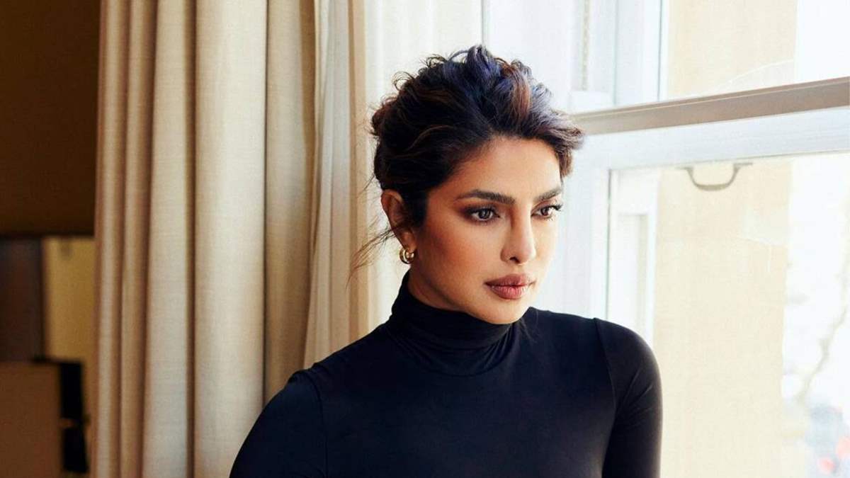 Priyanka Chopra Reveals Bandaged Legs in Behind-the-Scenes Photo from New Action Thriller 16