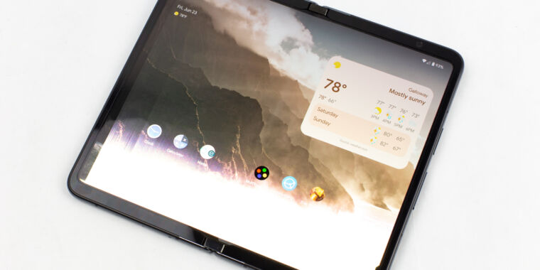 Pixel Fold Breaking After One Day: Shocking Reports of Device Malfunctions and Breakages 15