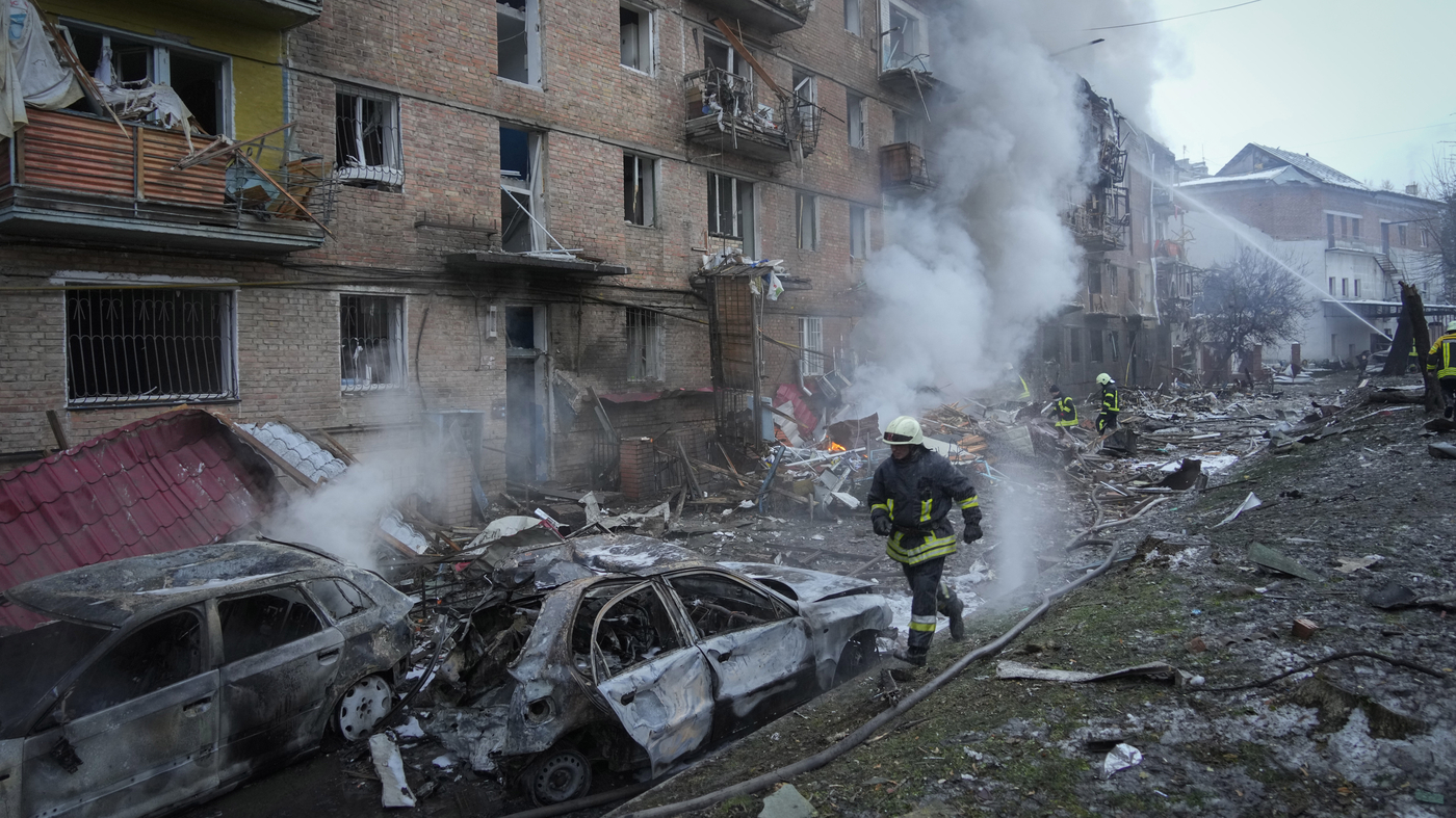 Russian Air Strikes Hit Ukraine causing widespread destruction and numerous casualties. Find Out More! 18