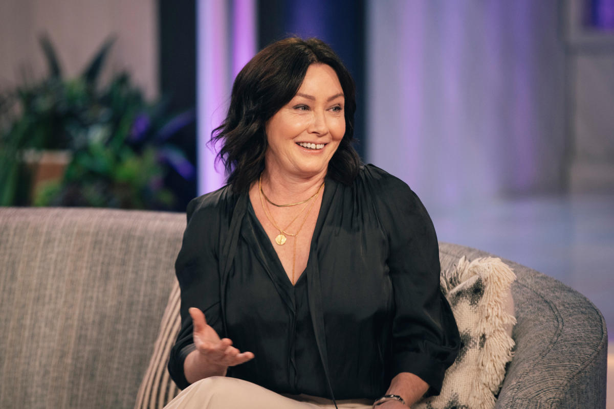 Shannen Doherty Shares Emotional Video Revealing What Cancer Can Look Like - Heartbreaking! 21