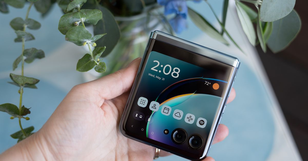 Ranking Motorola Razr Cover Games: Top 5 Must-Play Games on the Square Screen! 11