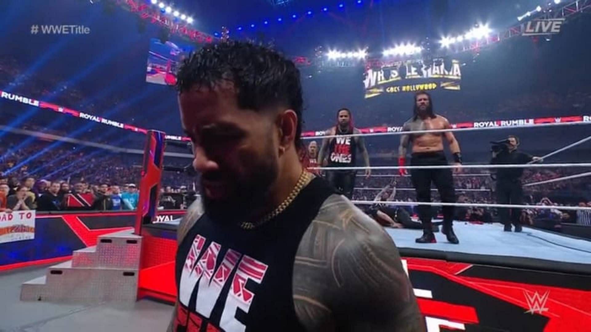 Jey Uso leaves The Bloodline on SmackDown, leaving fans shocked and uncertain about his future. 14