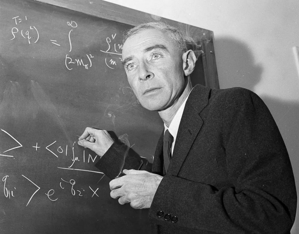 Nolan's Oppenheimer Movie Terrifies Audiences with Graphic Violence and Moral Ambiguity 22