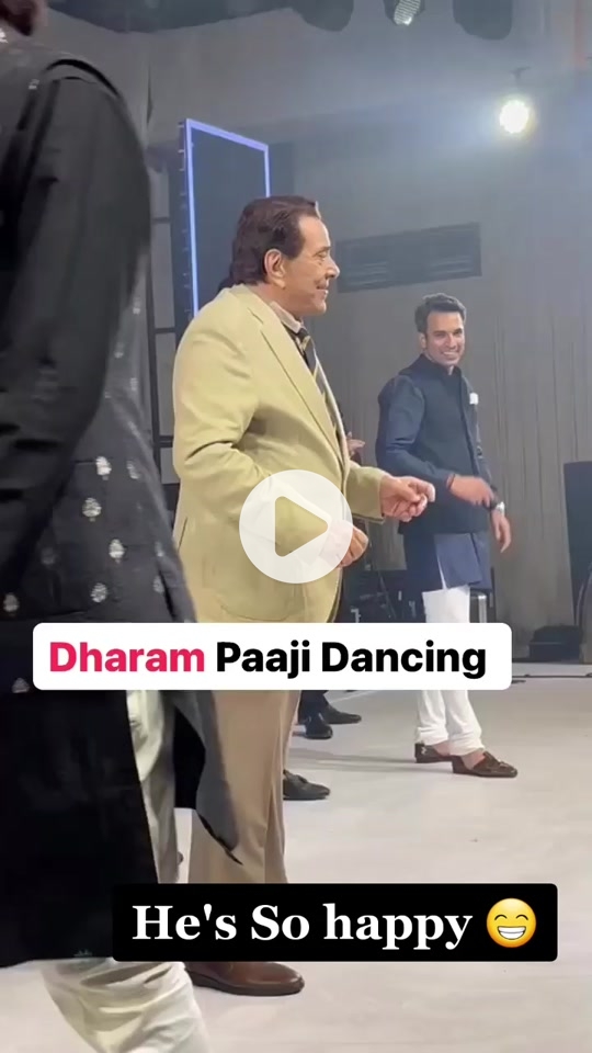 Dharmendra's Groovy Wedding Moves Go Viral on Social Media - Must Watch! 14