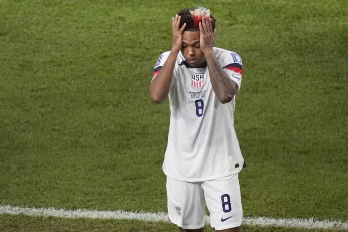 Will Christian Pulisic Be the Next Lionel Messi? Find Out If He's Destined for Greatness! 17