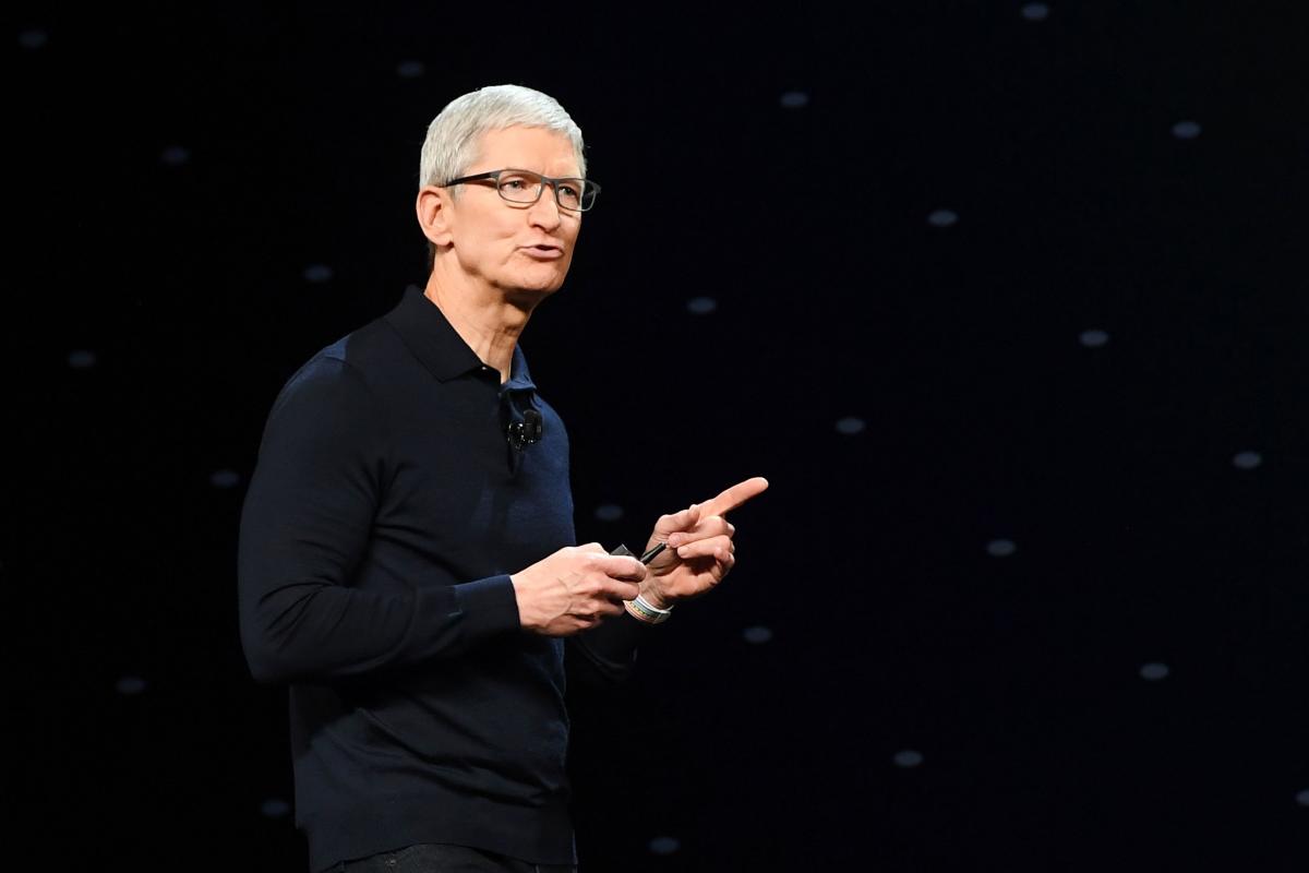 Apple Shrinks Plans for Headset: New Details Emerge - Get Ready for an Astonishing VR Experience! 17