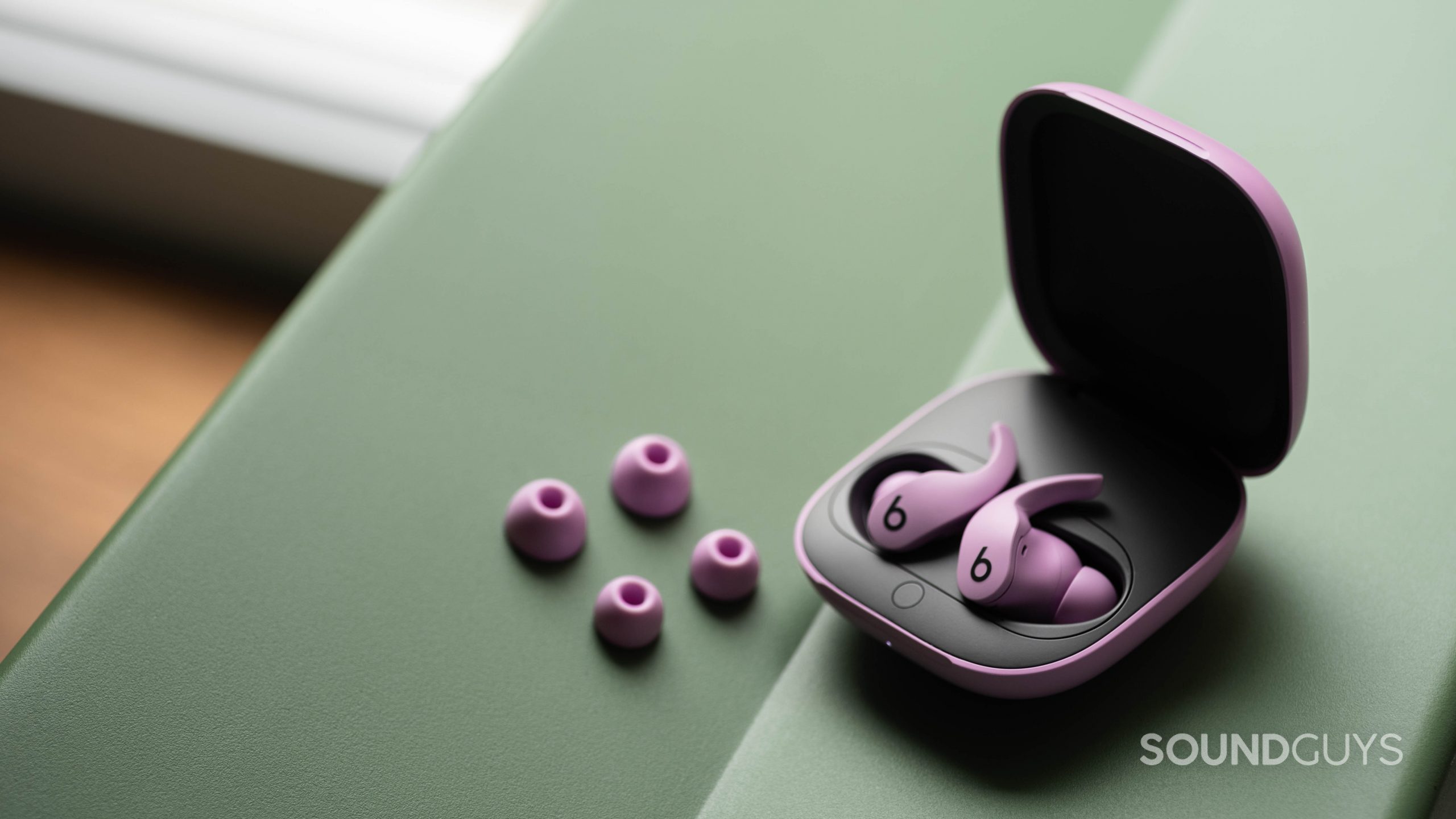 USB-C AirPods Pro Case Incoming: Say Goodbye to Tangled Wires and Embrace Wireless Freedom! 17