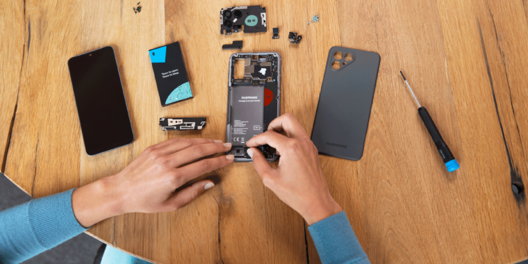 Repairable smartphone sold in US: Say goodbye to e-waste and hello to sustainability! 13