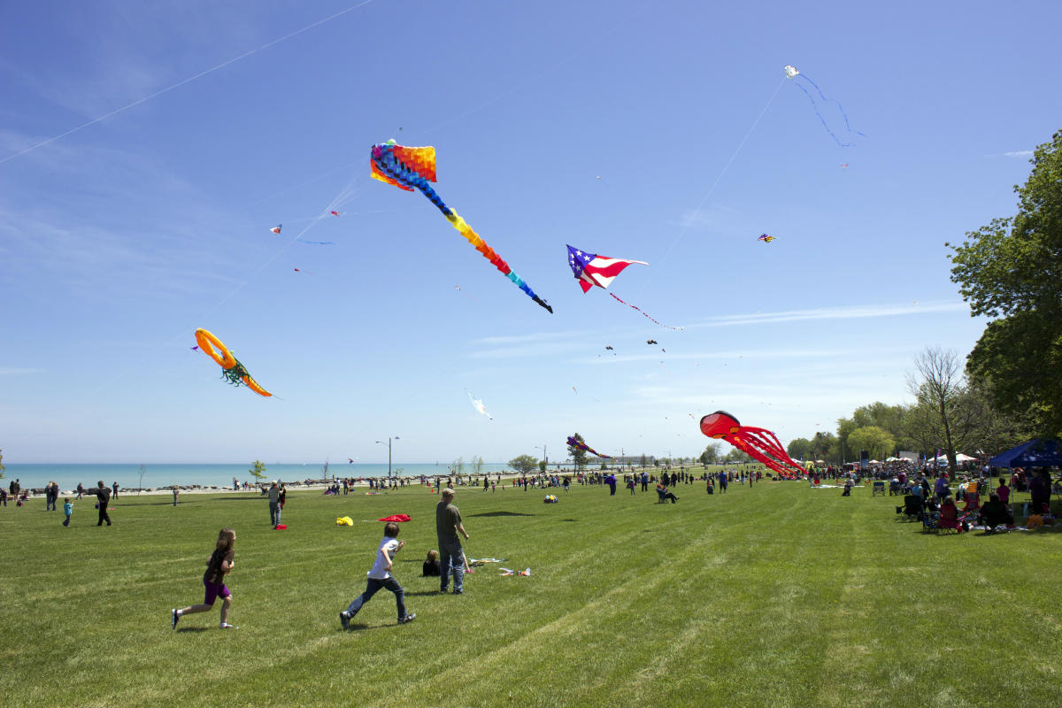 Busy week for Kenosha/Racine live music: Experience electrifying performances, jazz bands, and outdoor shows! 17