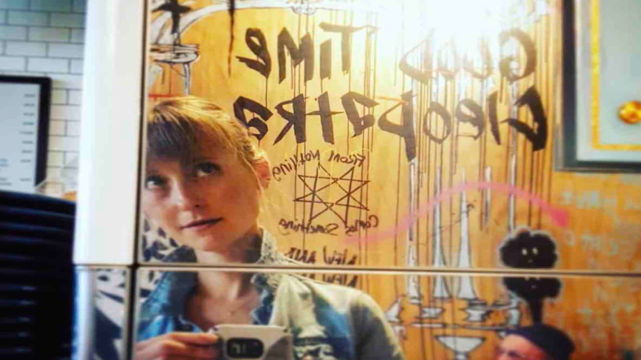 Shocking! Smallville' Actor Allison Mack Released from Prison: What's Her Next Move? 12