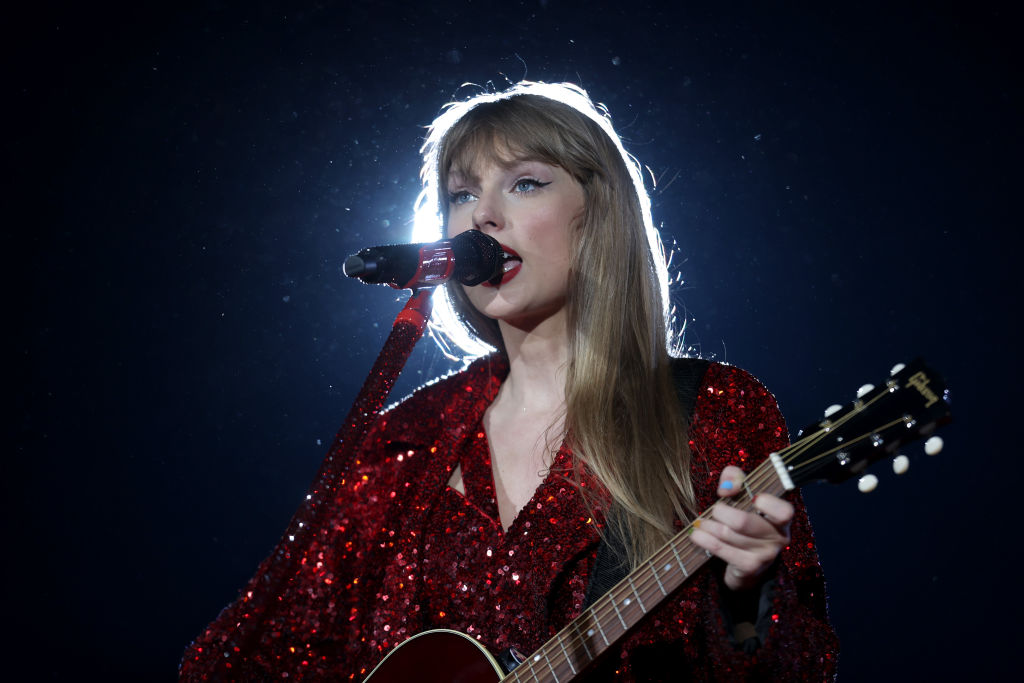 Discover the Secrets of Taylor Swift's Songwriting at Stanford University's Groundbreaking Course! 15